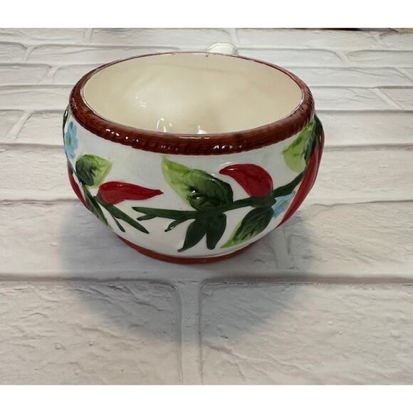 Chili Bowl and Candy Dish Light weight and festive - Picture 5 of 9